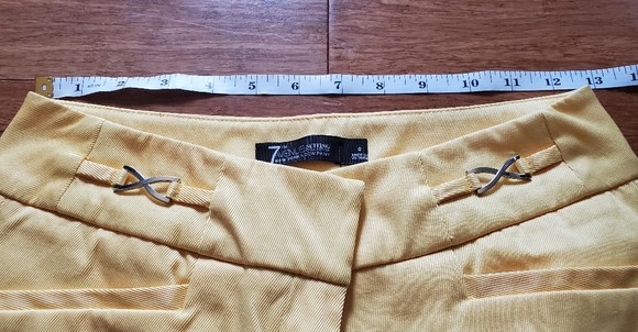 NY & Co Crop Pants - Picture 4 of 7